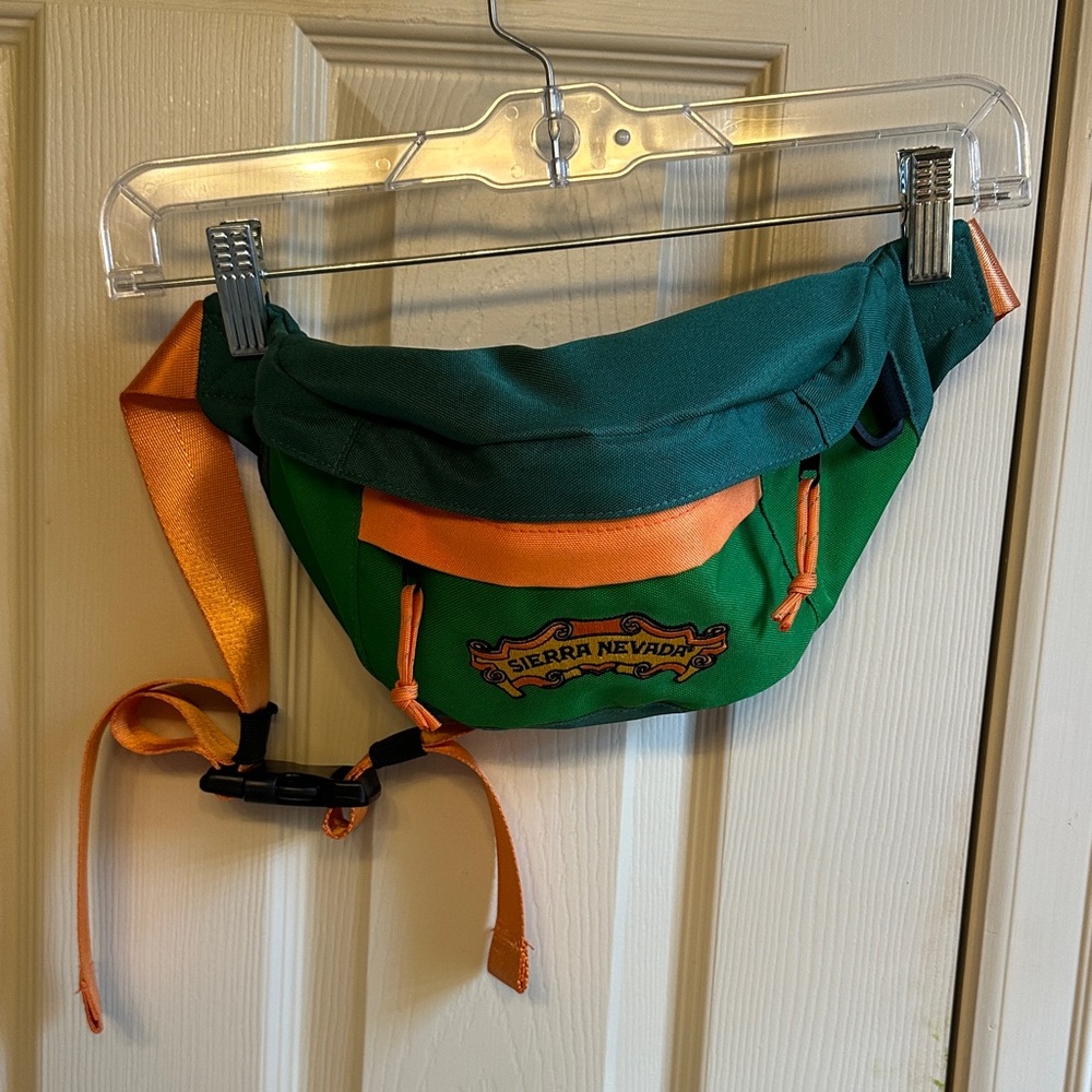 Sierra Nevada Green and Orange Belt Bag